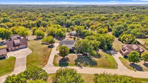 8216 Oak Creek Lane Denton TX 76208