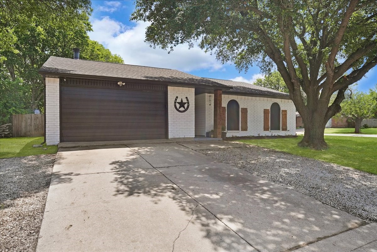 7313 Lee Drive Forest Hill TX 76140
