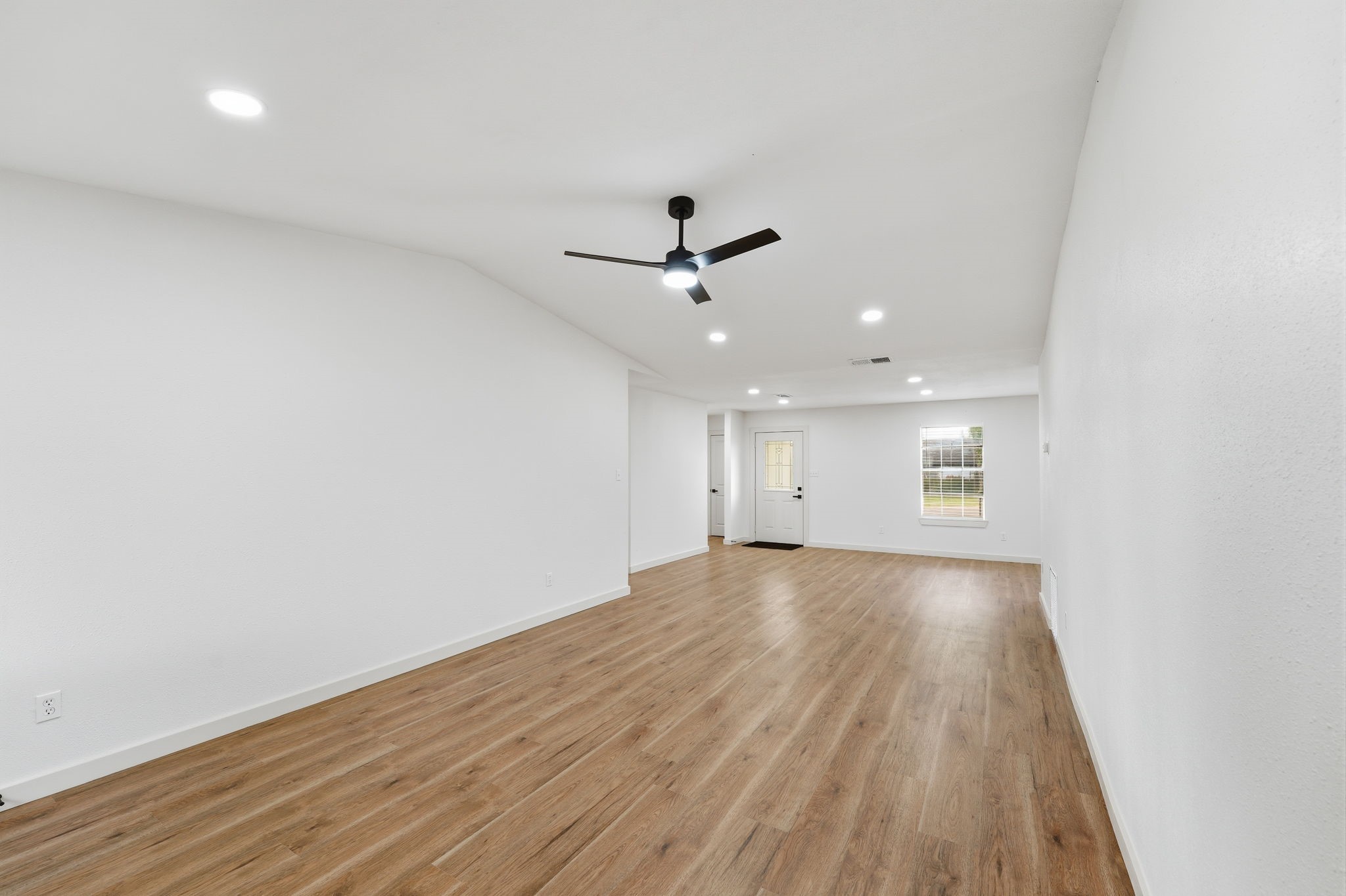 1422 Aldenwood Drive Dallas TX 75232