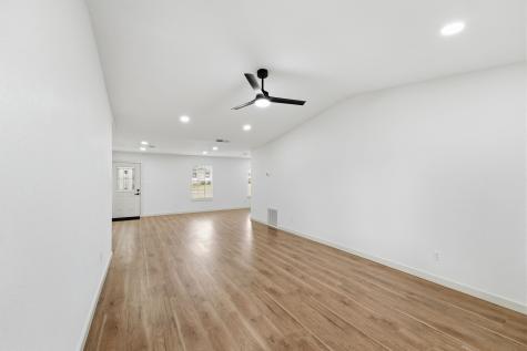 1422 Aldenwood Drive Dallas TX 75232