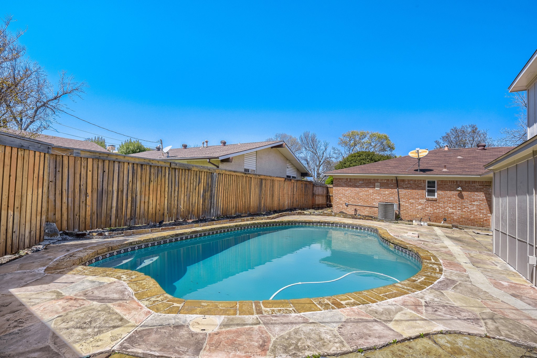 10432 Church Road Dallas TX 75238