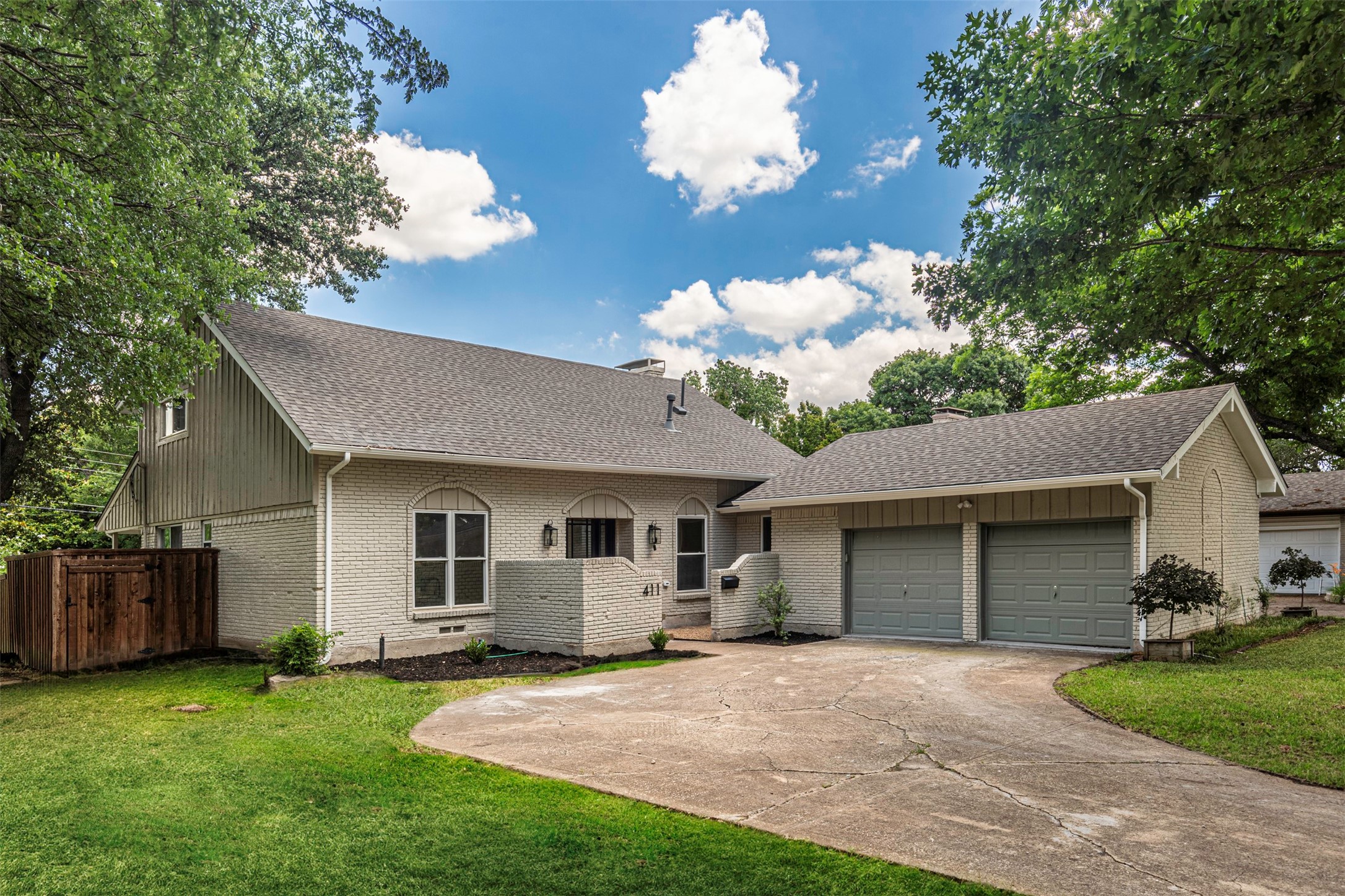 411 S Cottonwood Drive Richardson TX 75080
