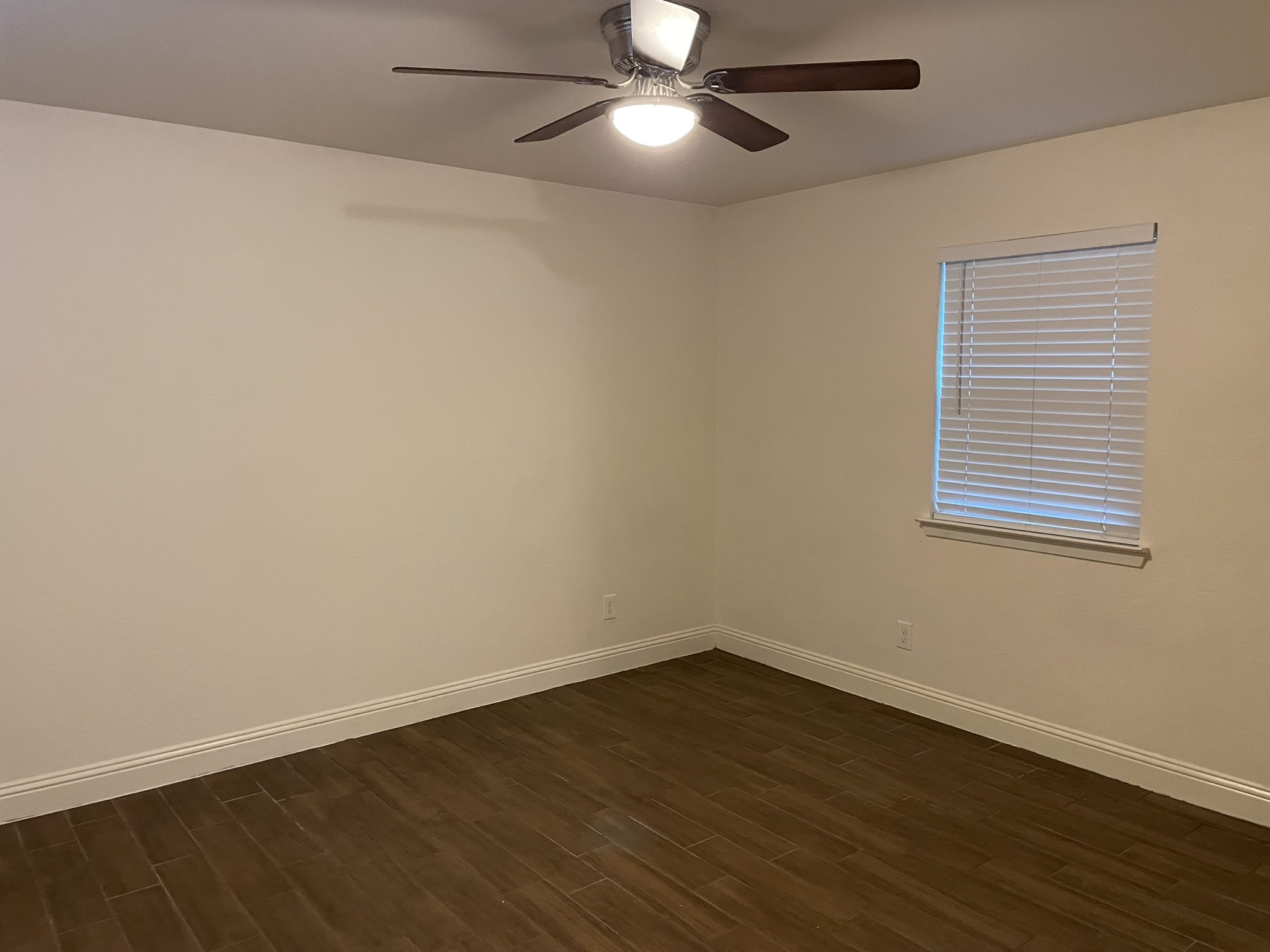 401 S Mcentire Court White Settlement TX 76108