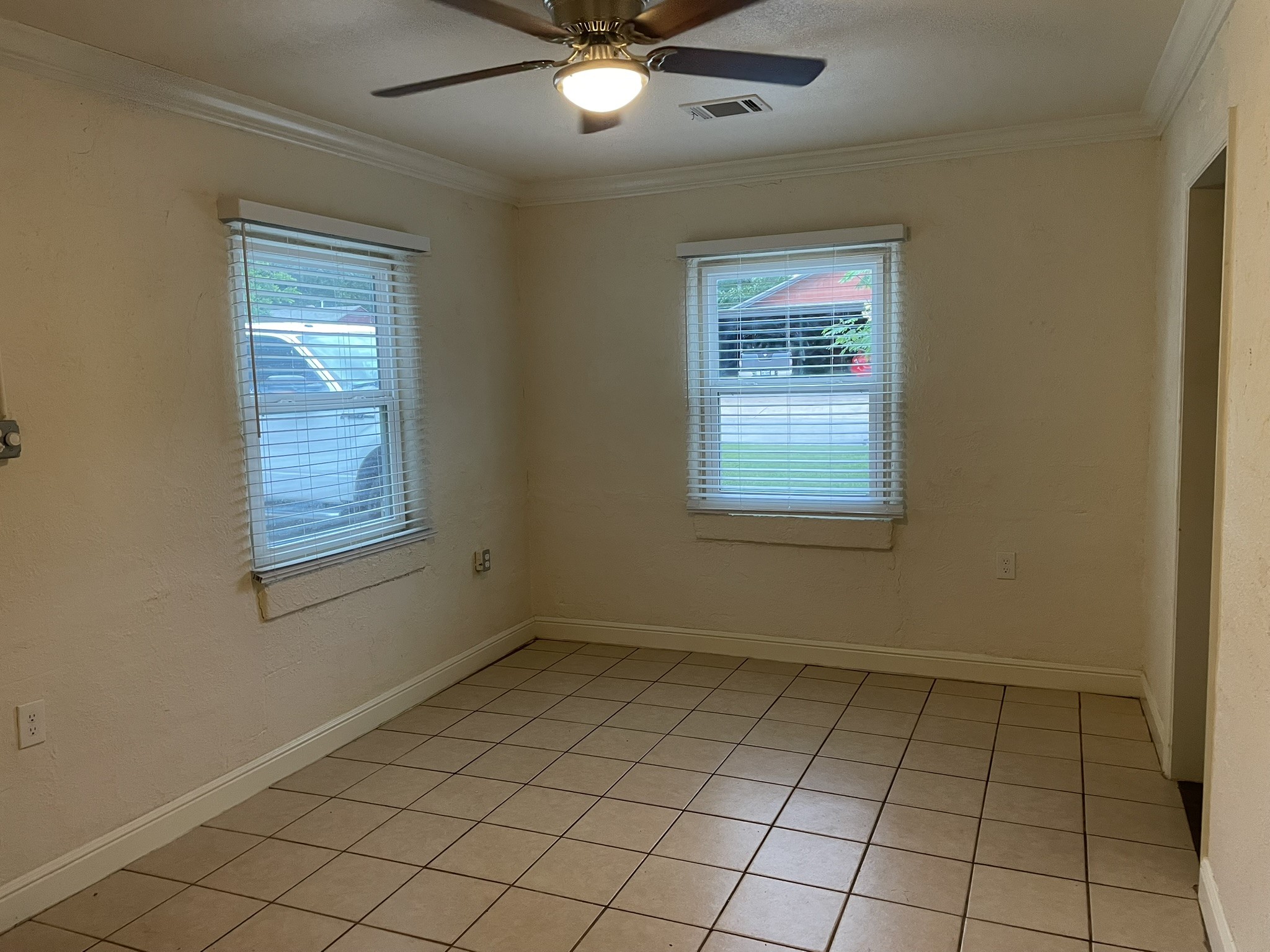 401 S Mcentire Court White Settlement TX 76108