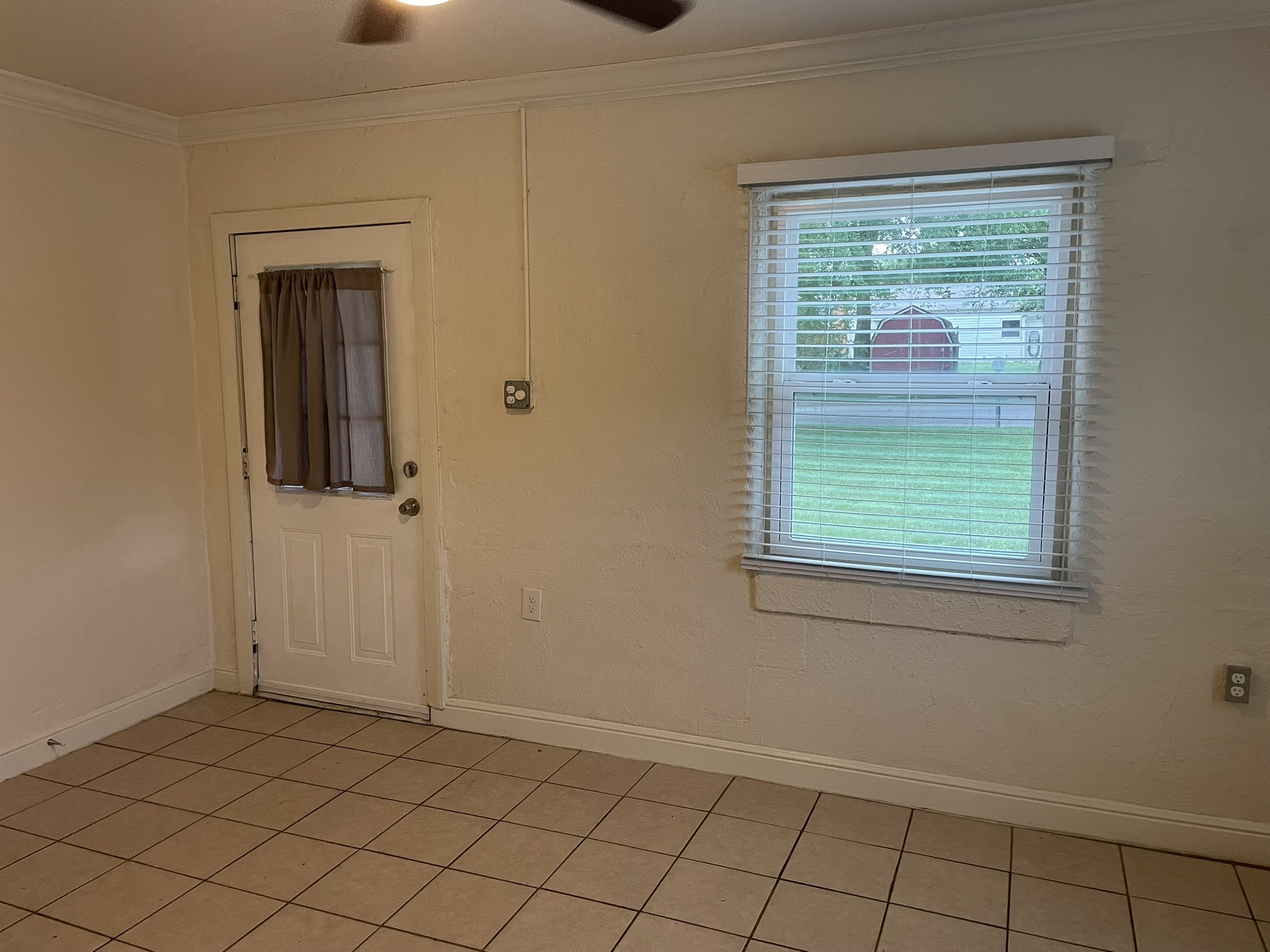 401 S Mcentire Court White Settlement TX 76108