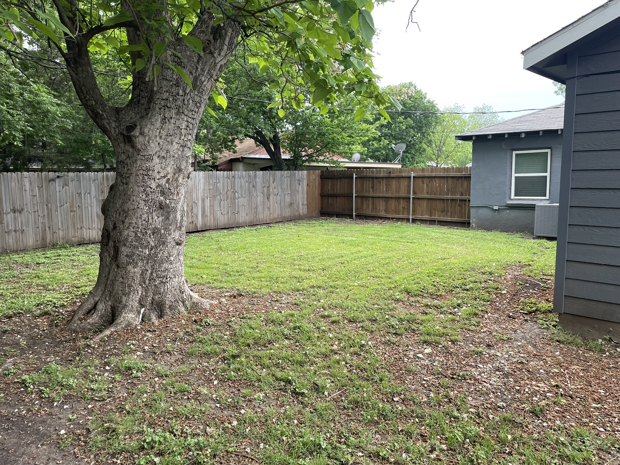 401 S Mcentire Court White Settlement TX 76108