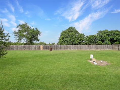 109 Continental Lane Hillsboro TX 76645