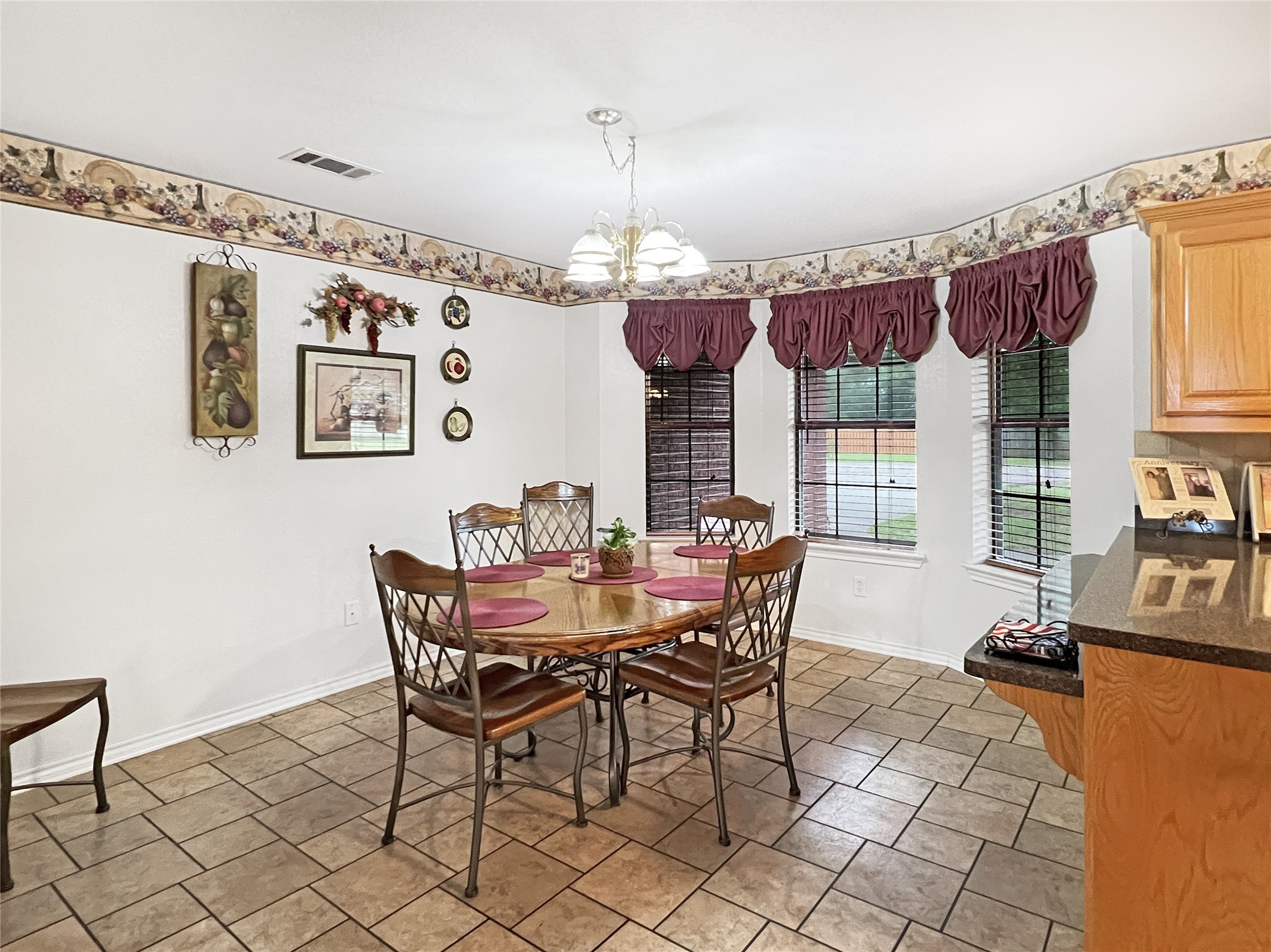 109 Continental Lane Hillsboro TX 76645