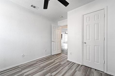 5348 Cameron Drive Grand Prairie TX 75052