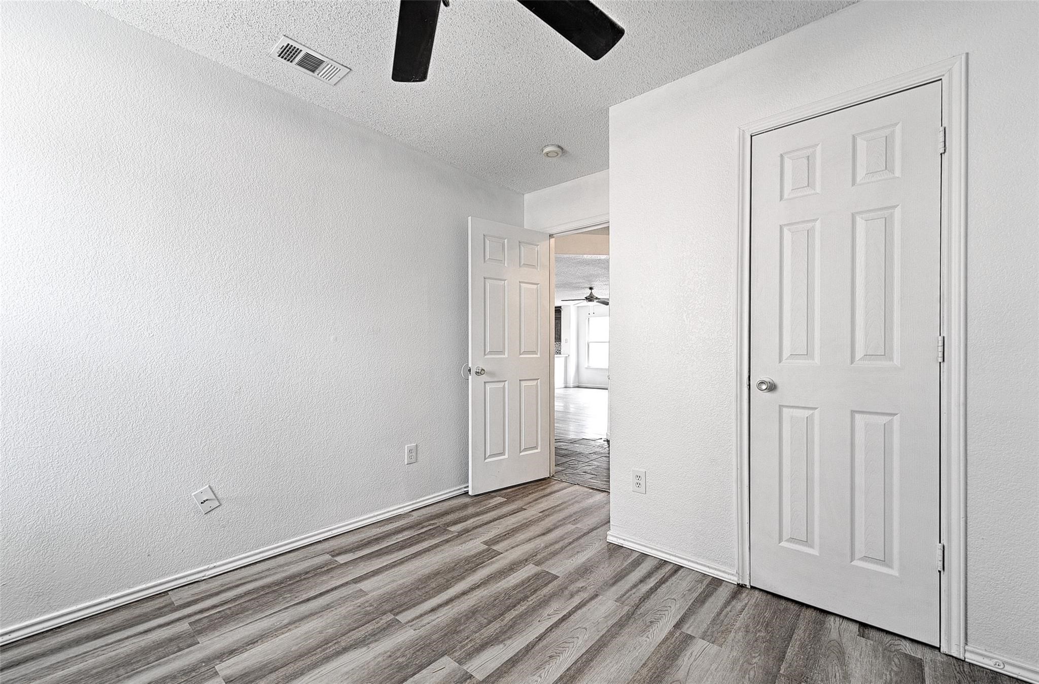 5348 Cameron Drive Grand Prairie TX 75052