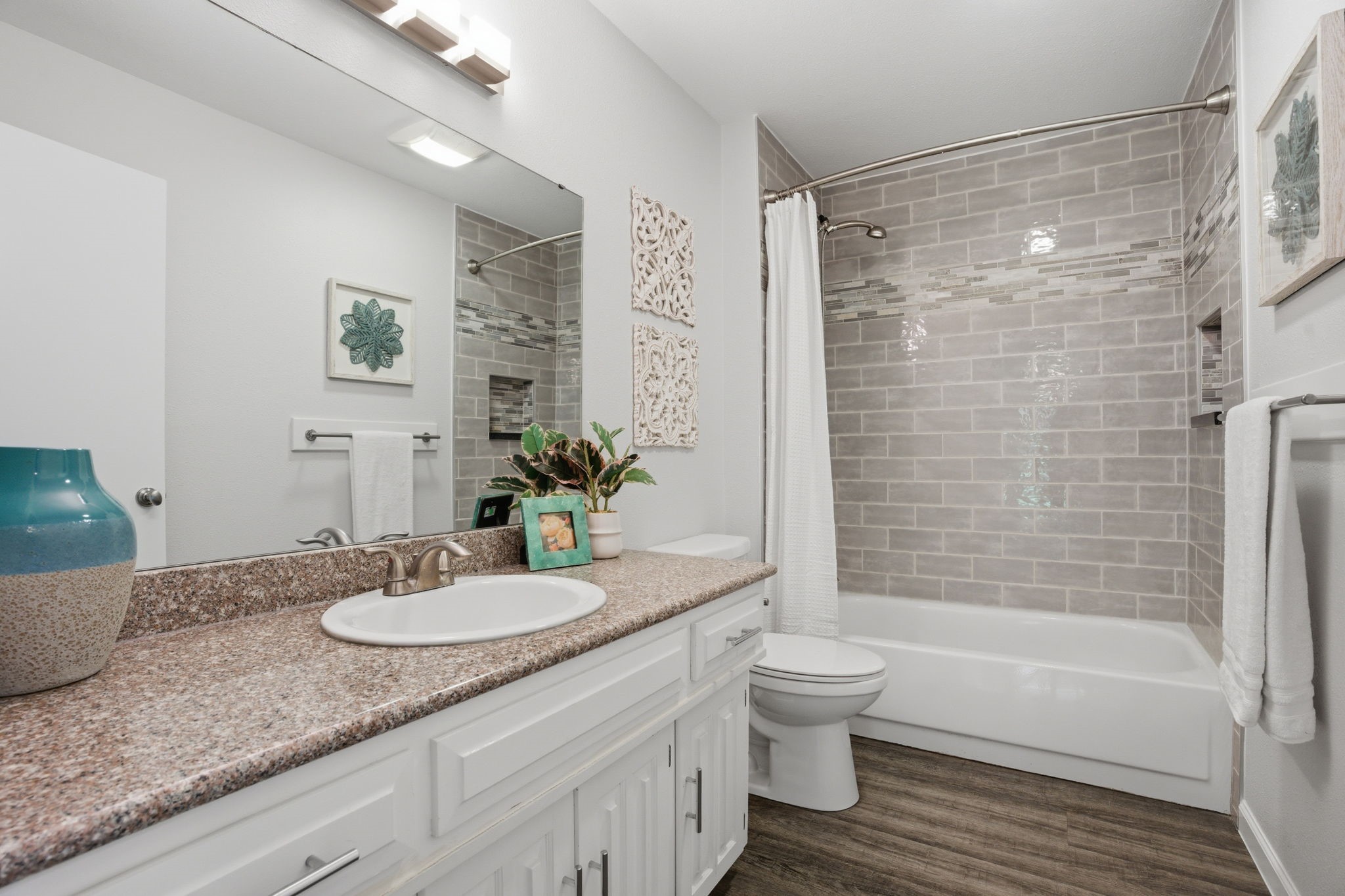2103 Drake Drive Richardson TX 75081