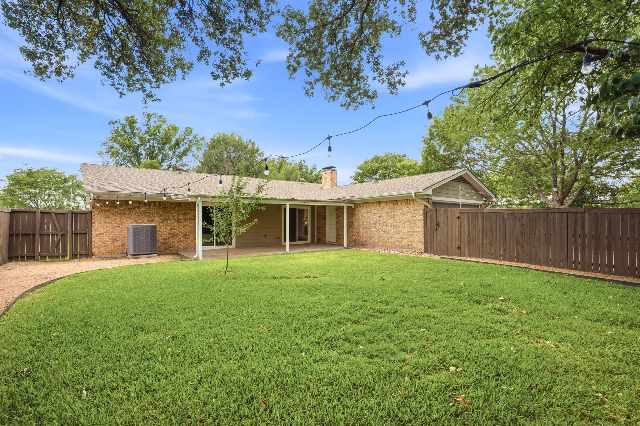 2103 Drake Drive Richardson TX 75081