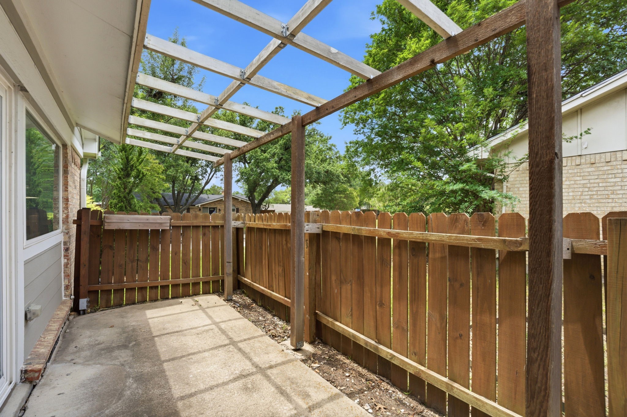 2103 Drake Drive Richardson TX 75081