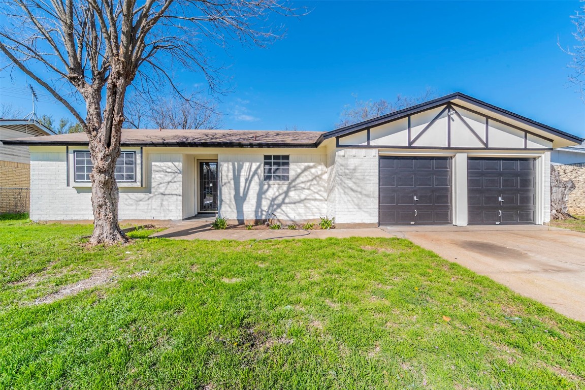 401 Quail Creek Drive Crowley TX 76036