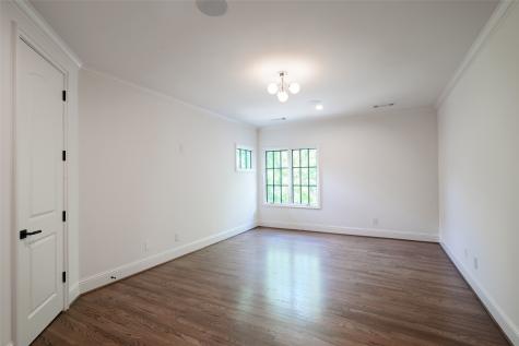 11040 Tibbs Street Dallas TX 75230