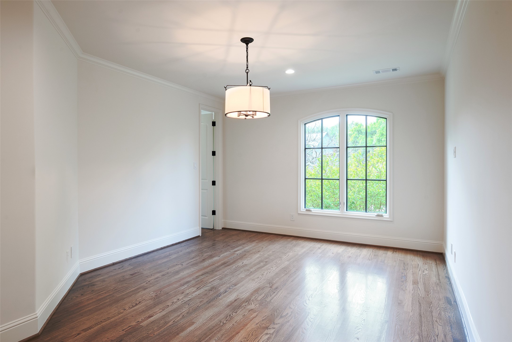 11040 Tibbs Street Dallas TX 75230