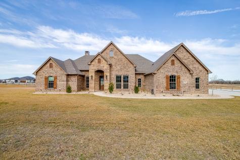 460 Royal Santana Run Weatherford TX 76087