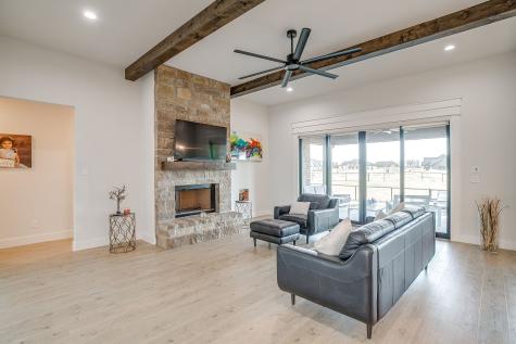 460 Royal Santana Run Weatherford TX 76087