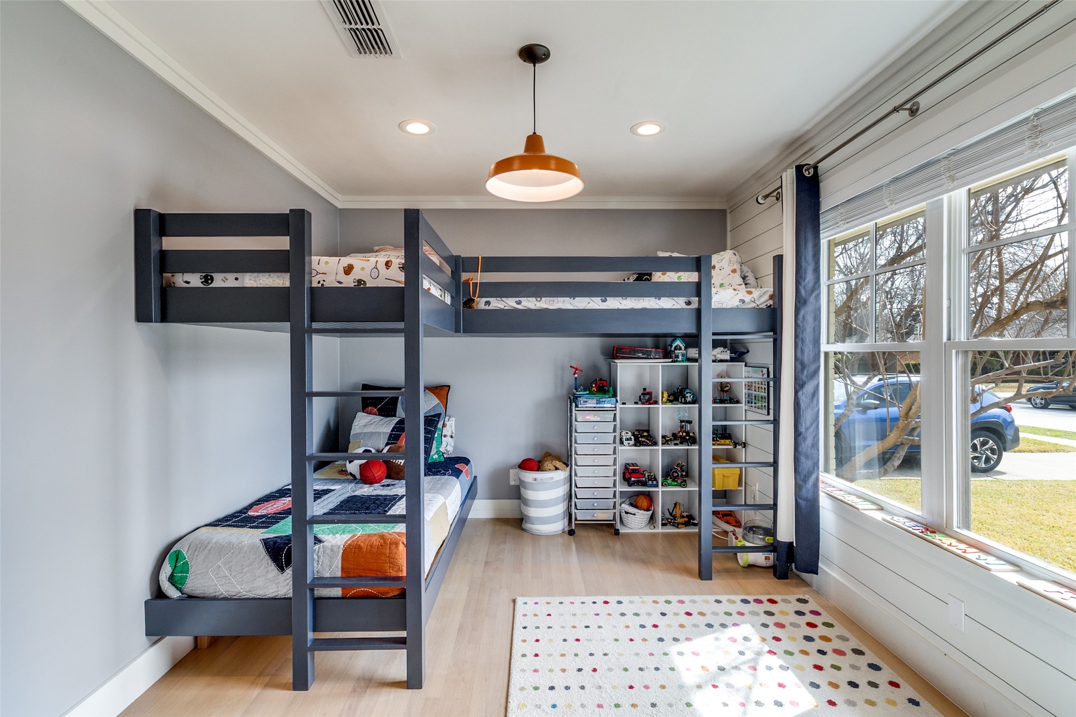 6737 Ravendale Lane Dallas TX 75214