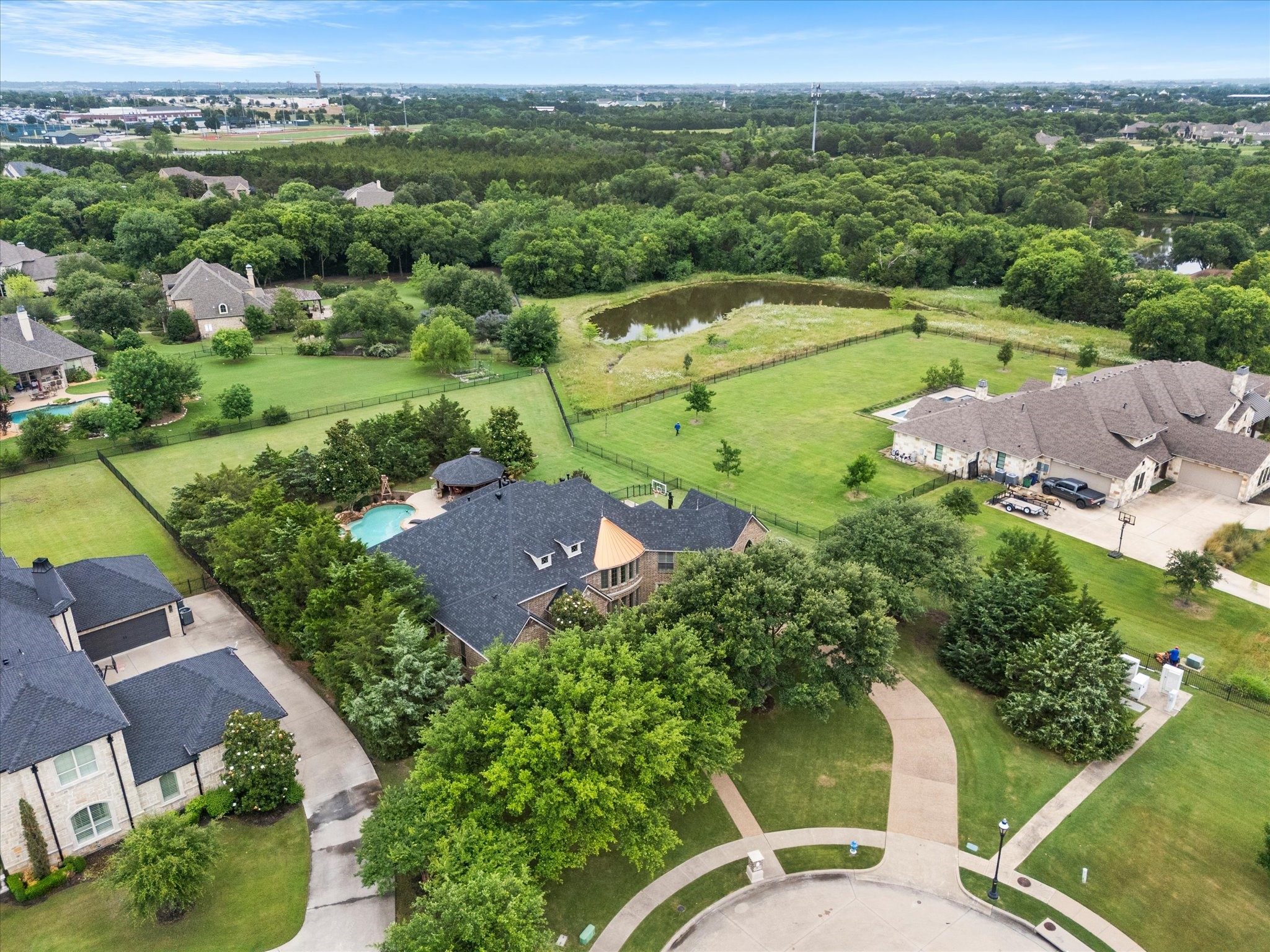 18 Kendal Court Heath TX 75032