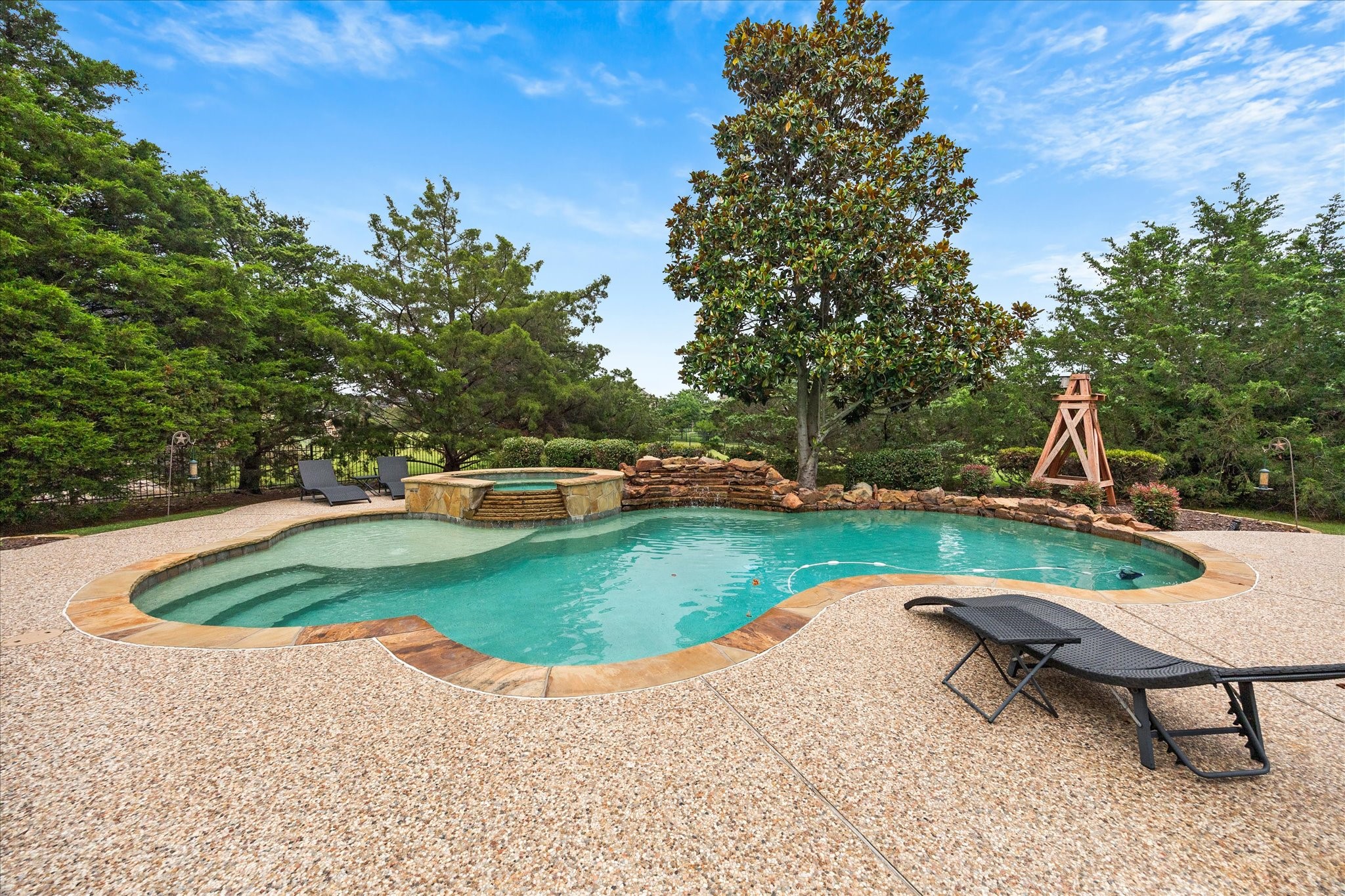 18 Kendal Court Heath TX 75032