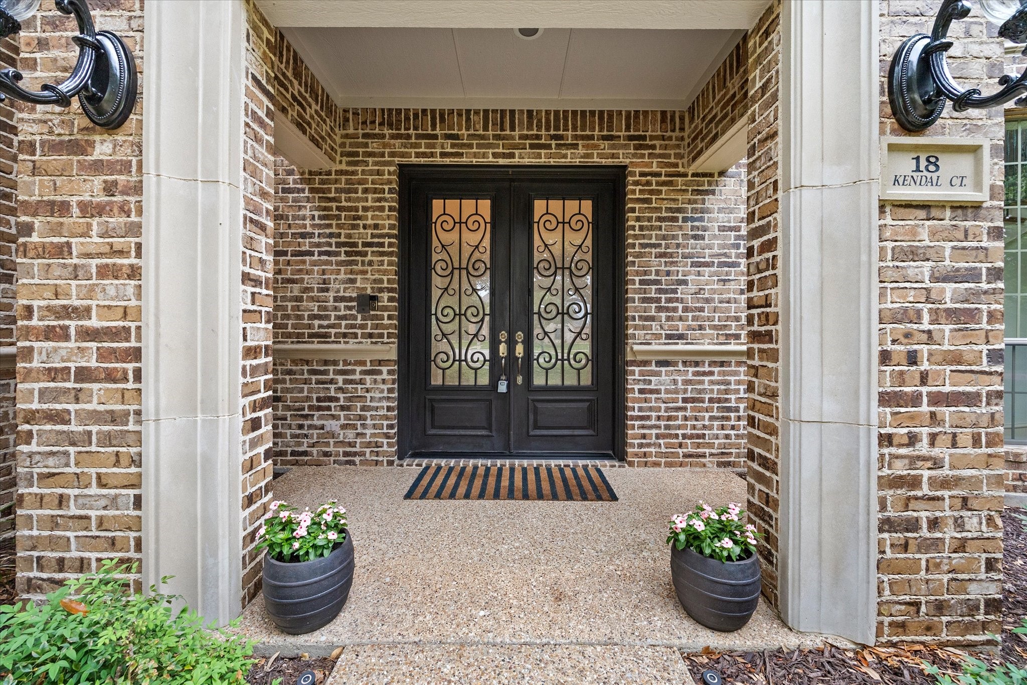18 Kendal Court Heath TX 75032