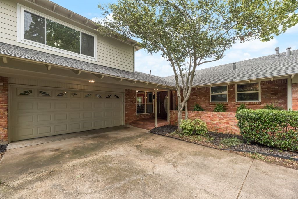 9620 Lynbrook Drive Dallas TX 75238