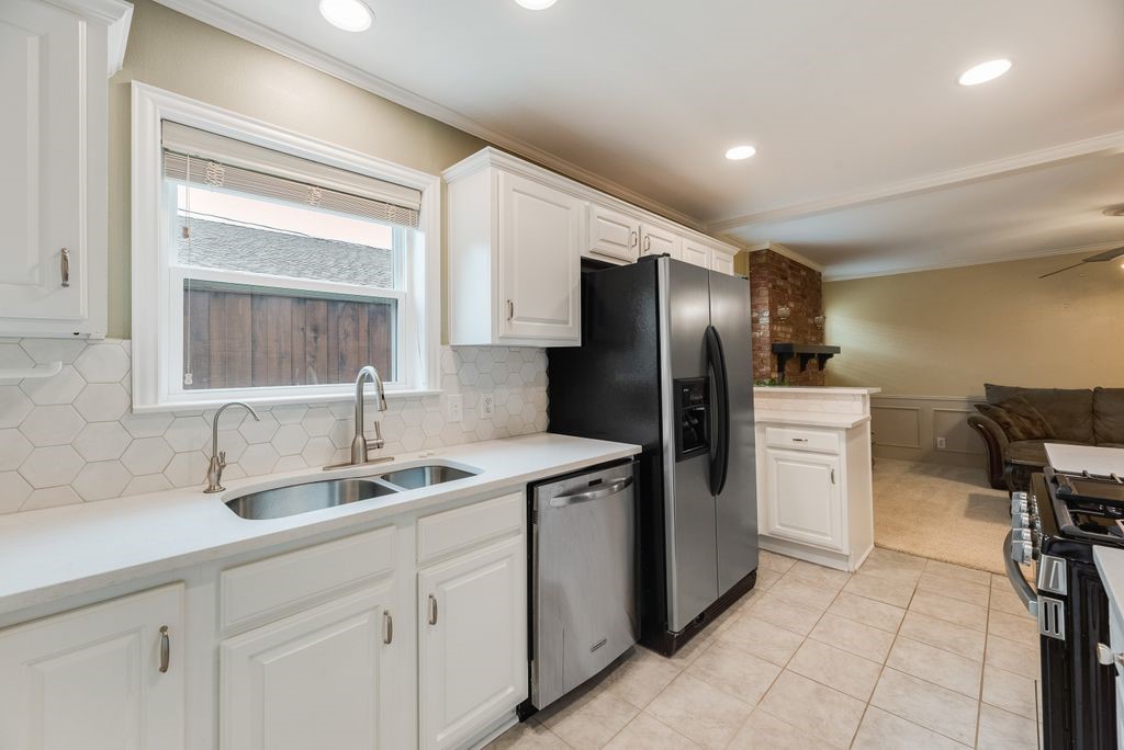 9620 Lynbrook Drive Dallas TX 75238