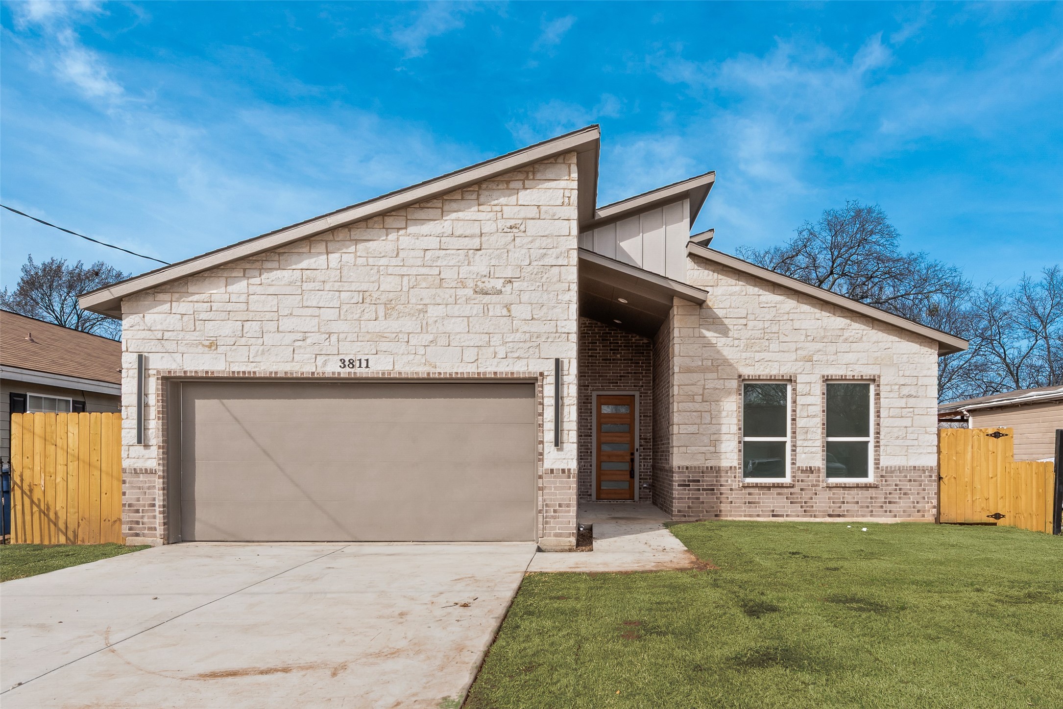 3811 Aransas Street Dallas TX 75212