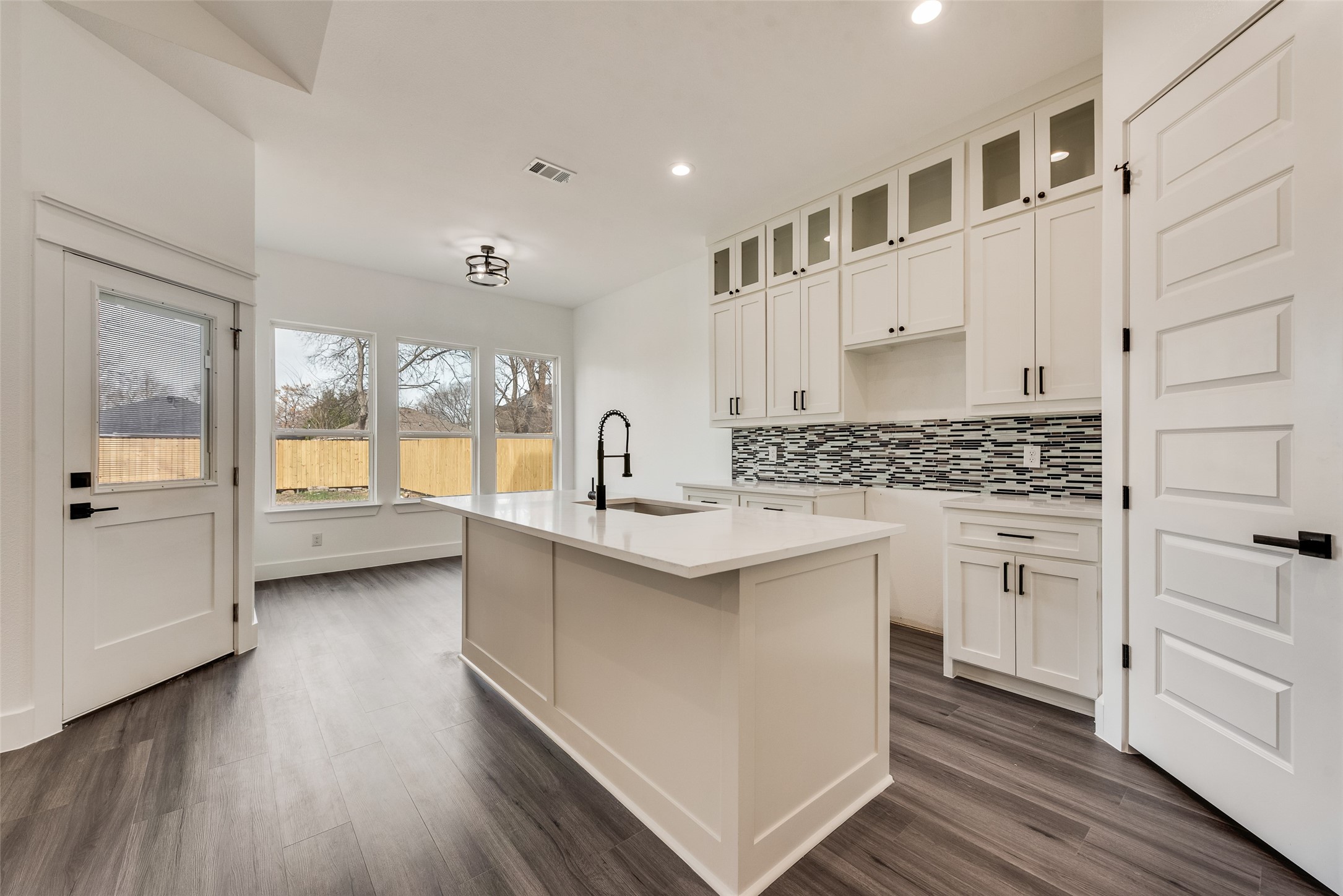 3811 Aransas Street Dallas TX 75212