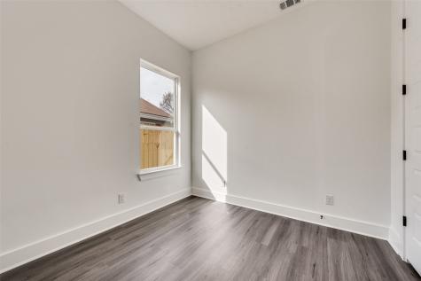 3811 Aransas Street Dallas TX 75212