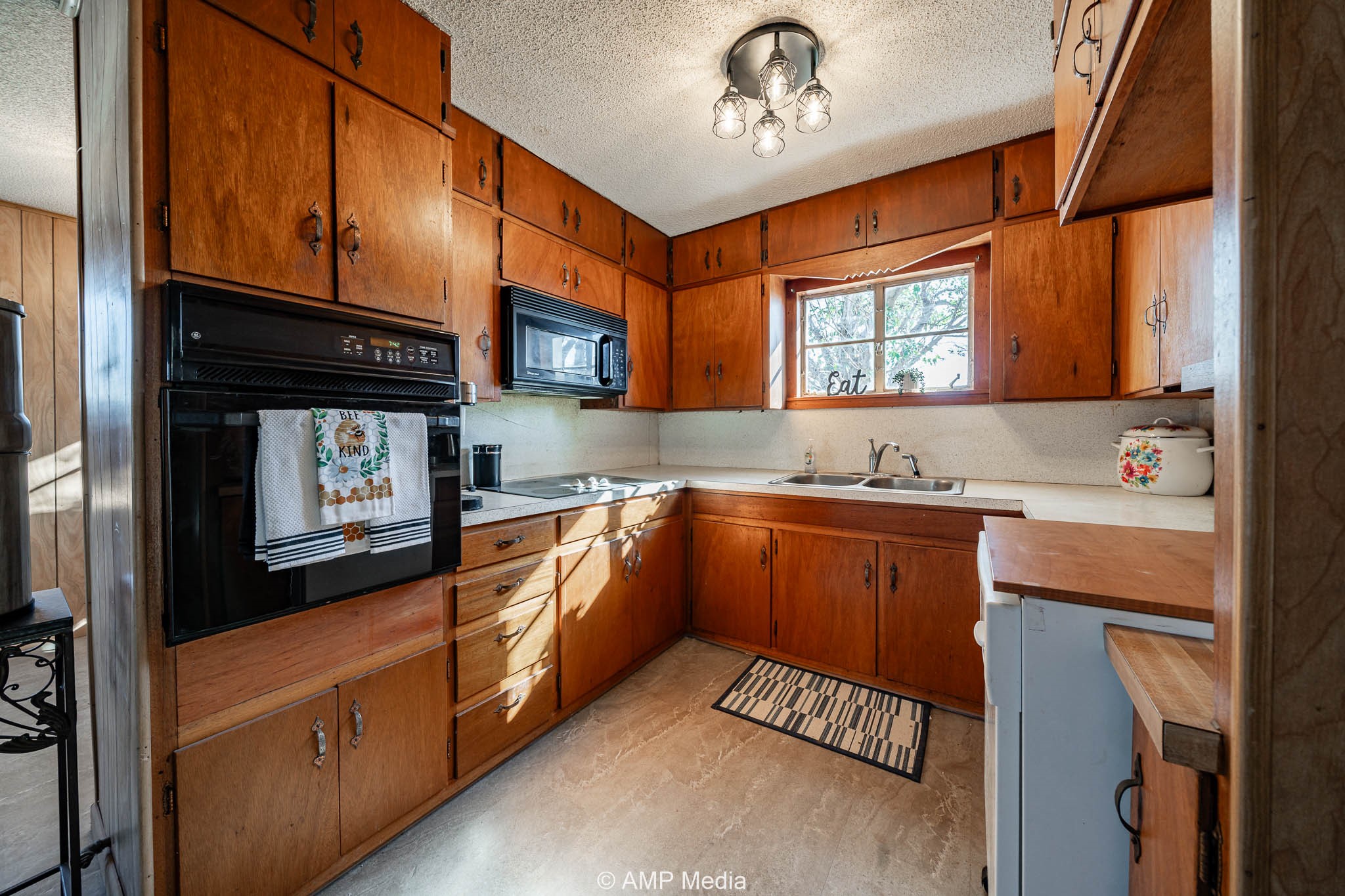 4538 County Road 463 Rule TX 79547