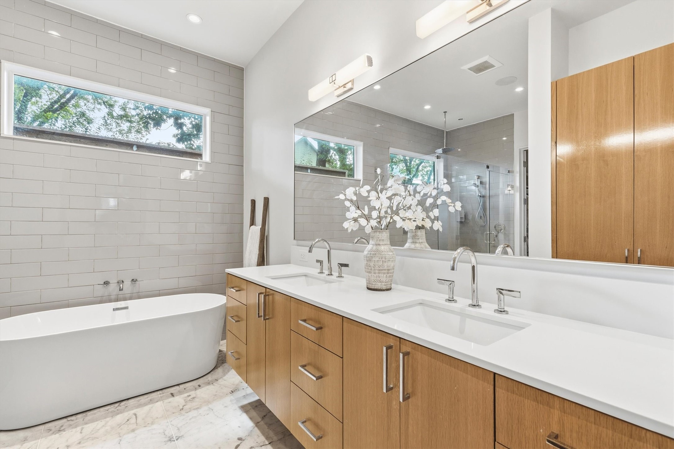 3867 Van Ness Lane Dallas TX 75220