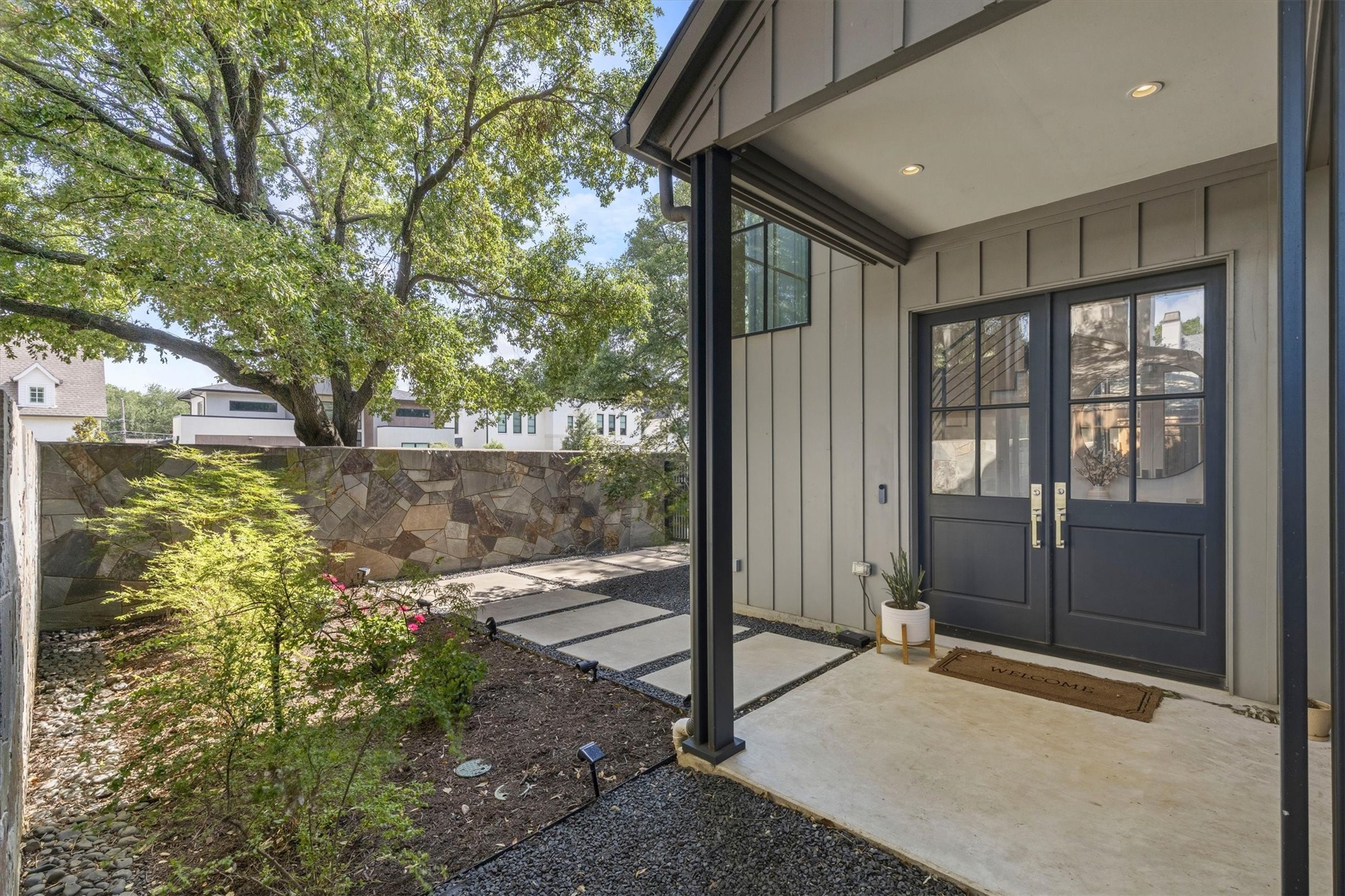 3867 Van Ness Lane Dallas TX 75220