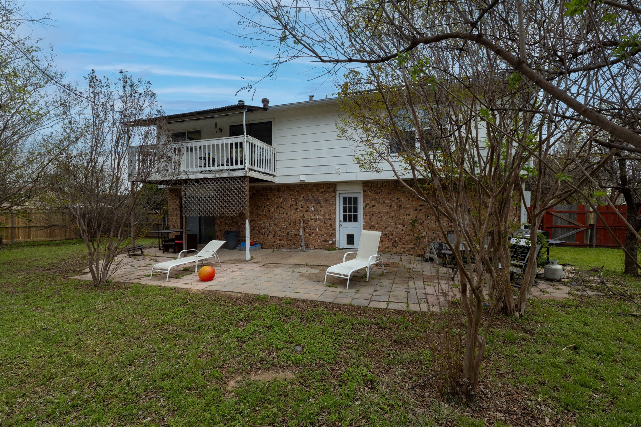 522 Royal Valley Road Grand Prairie TX 75052