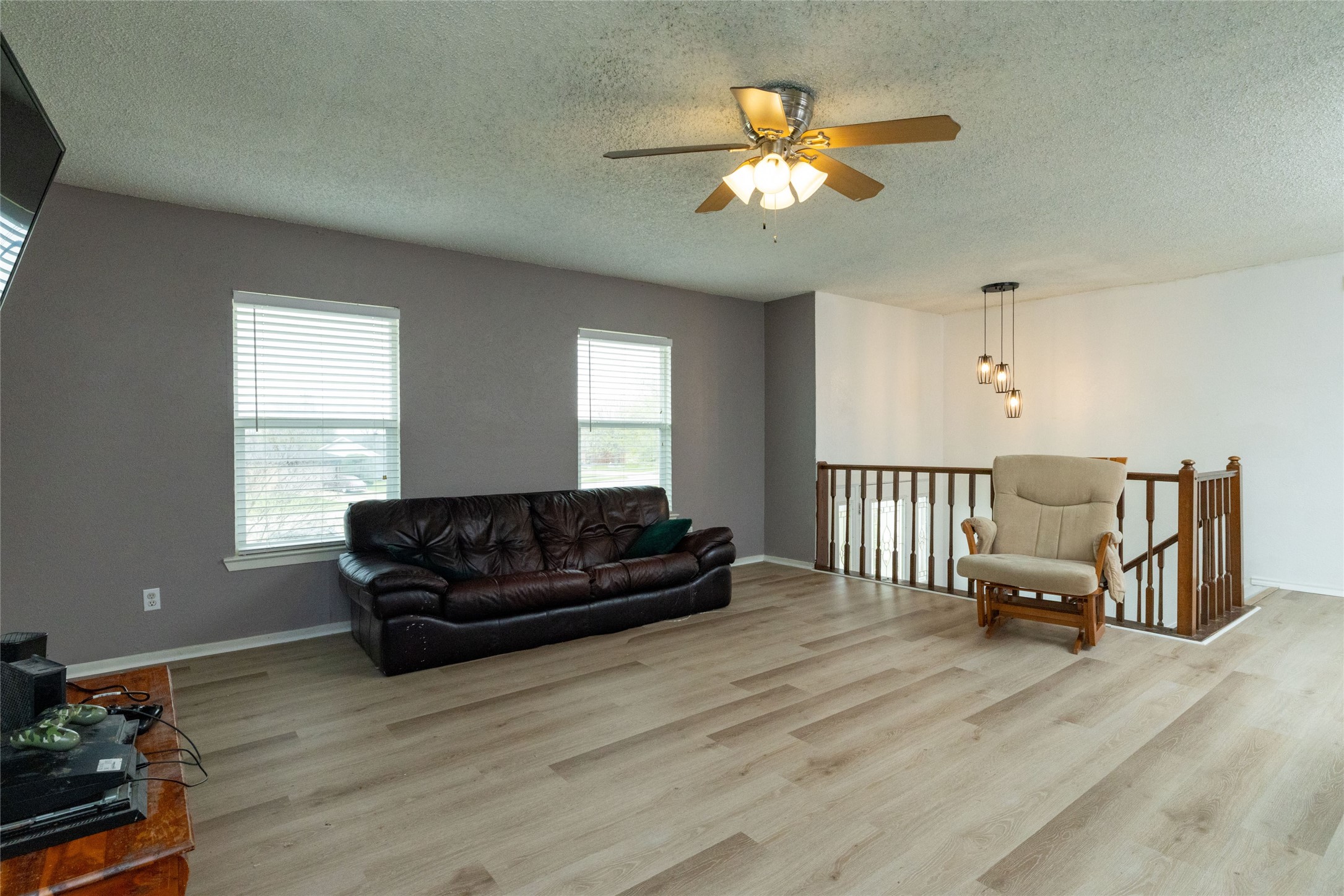 522 Royal Valley Road Grand Prairie TX 75052