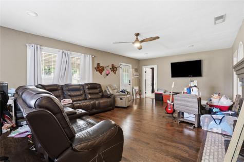 1092 W Frey Street Stephenville TX 76401