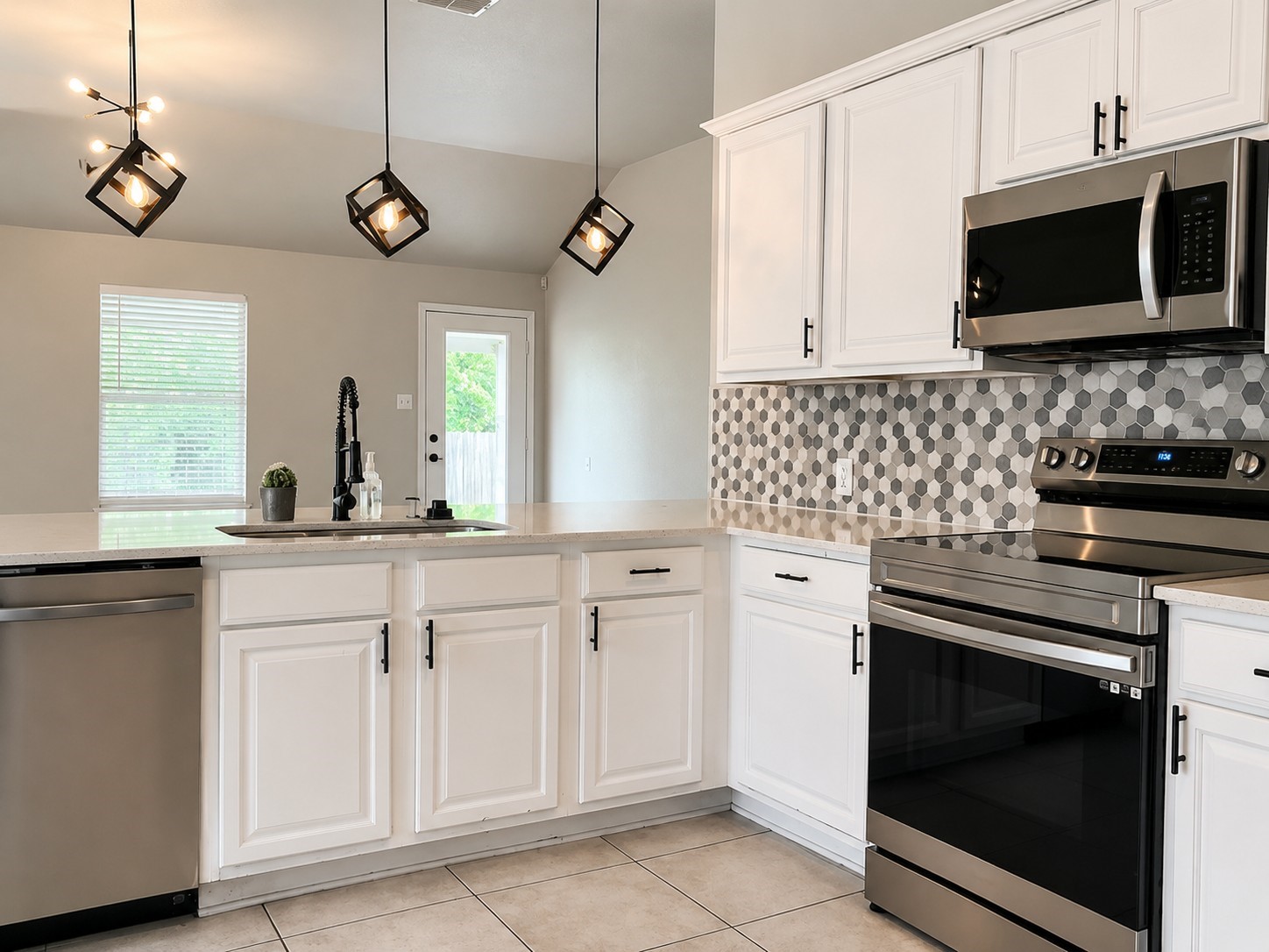 429 Angler Drive Crowley TX 76036
