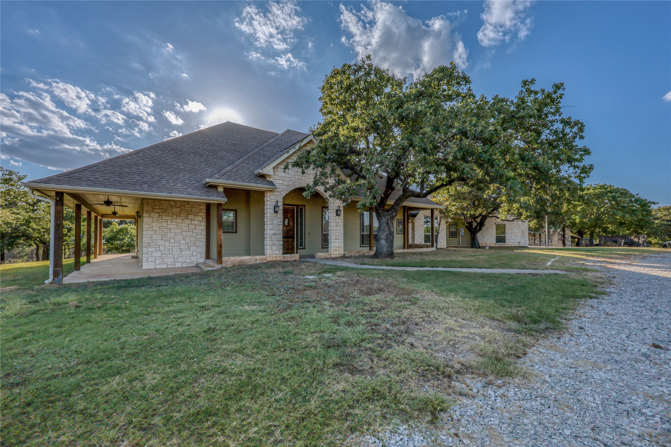 1320 W White Dove Street Azle TX 76020