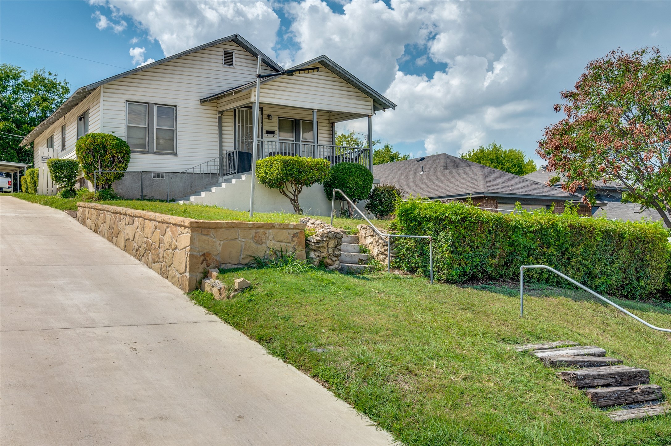 2603 Ross Avenue Fort Worth TX 76164