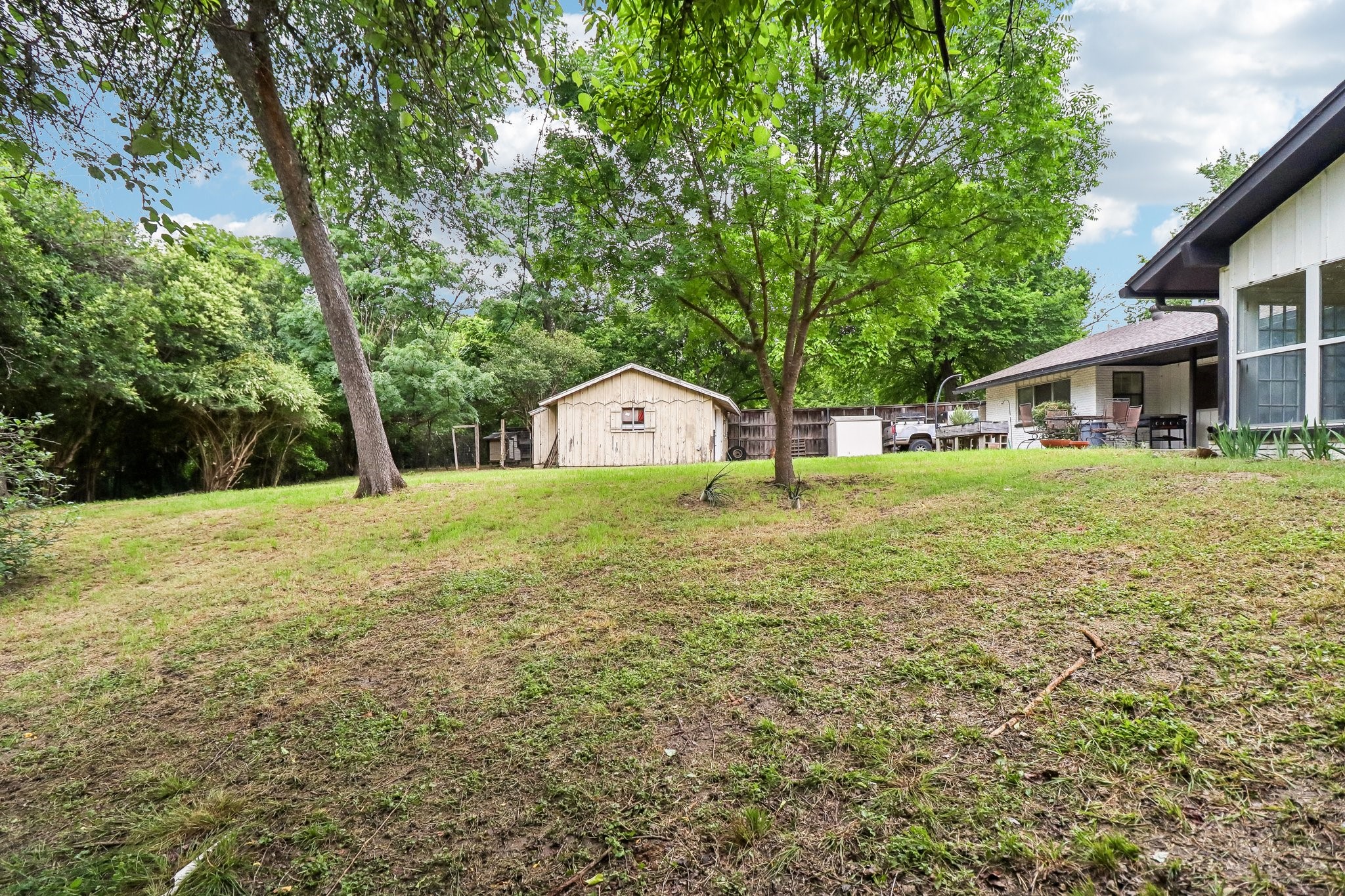 10255 Timber Trail Drive Dallas TX 75229