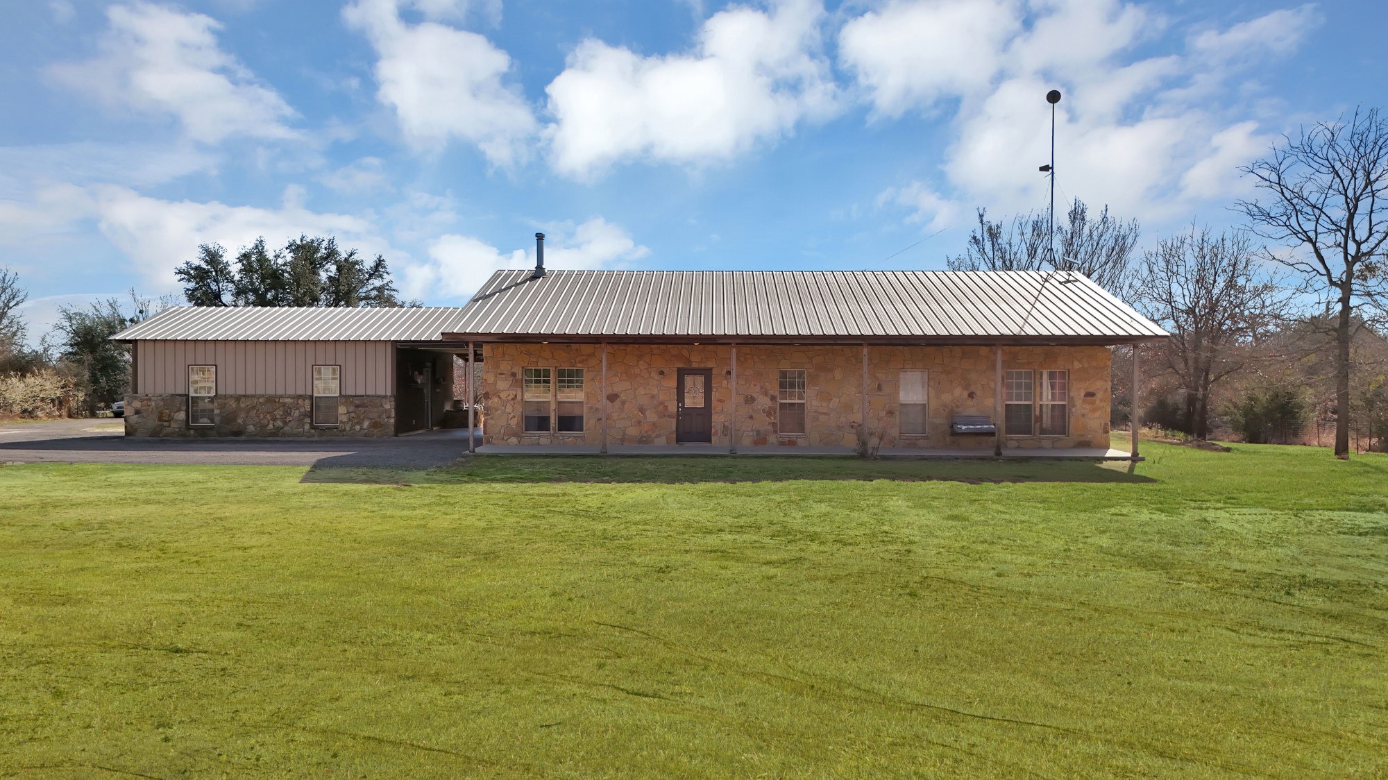 151 Roble Court Weatherford TX 76088