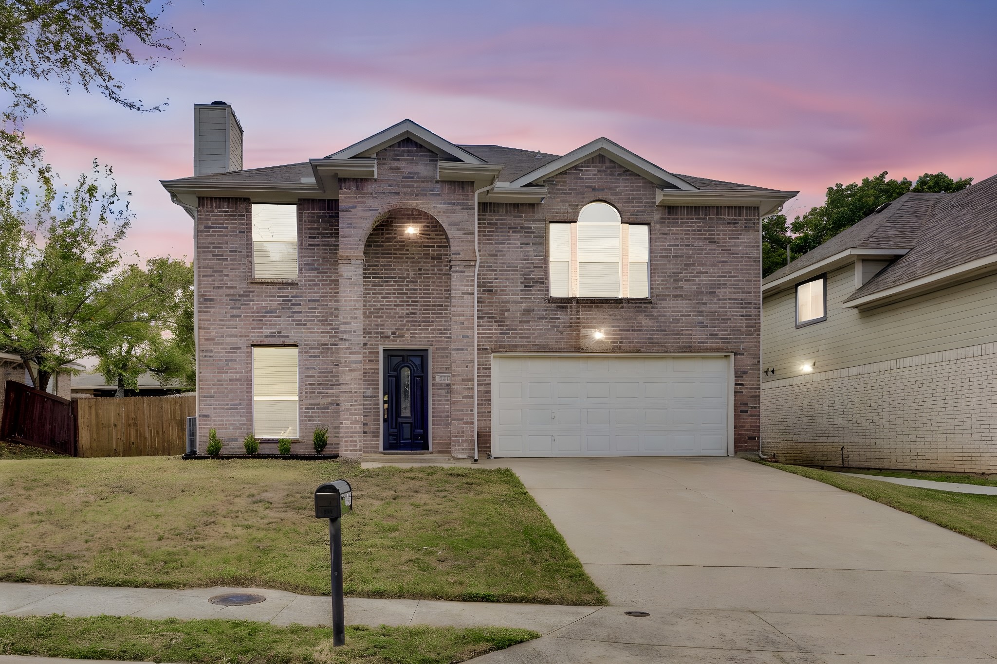 5173 E Rim Road Dallas TX 75211