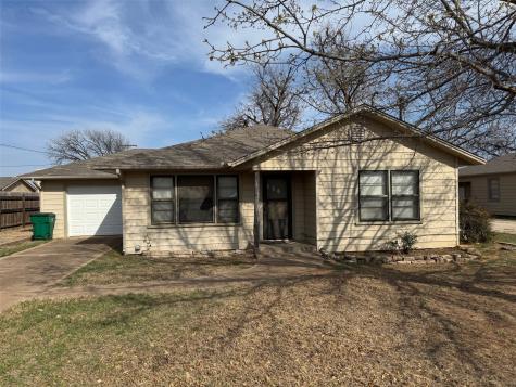 801 S Cedar Street Seymour TX 76380