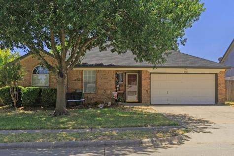 4108 Bent Oaks Drive Arlington TX 76001