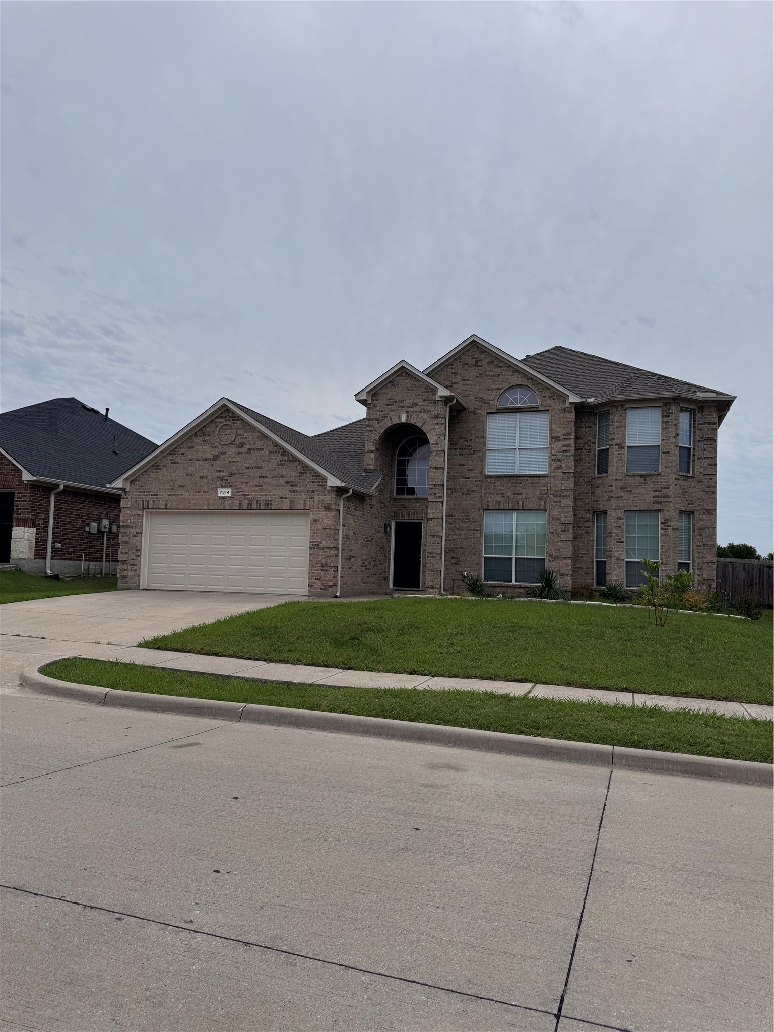7814 Corona Court Arlington TX 76002