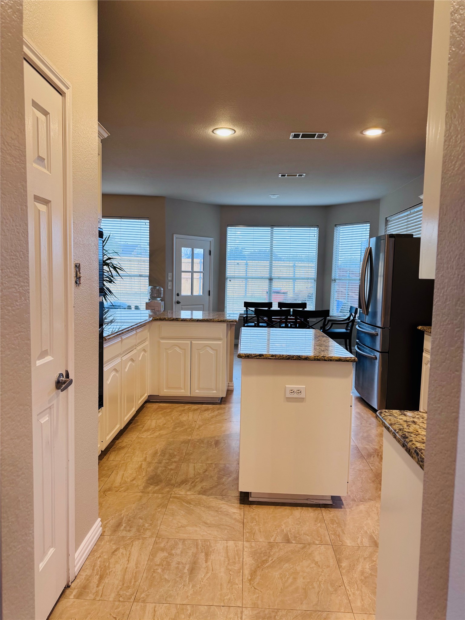 7814 Corona Court Arlington TX 76002