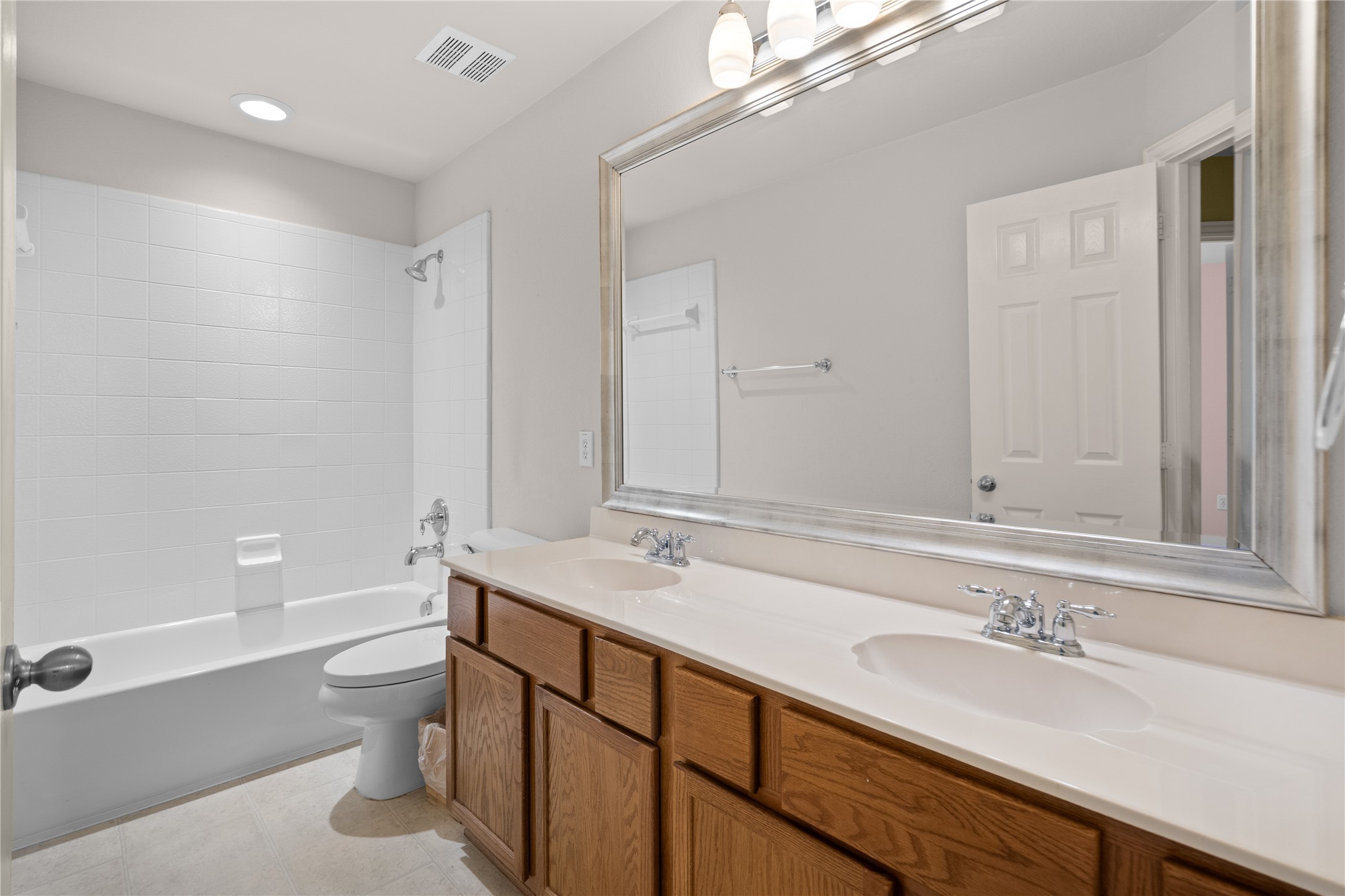 6517 Briar Lake Trail Sachse TX 75048