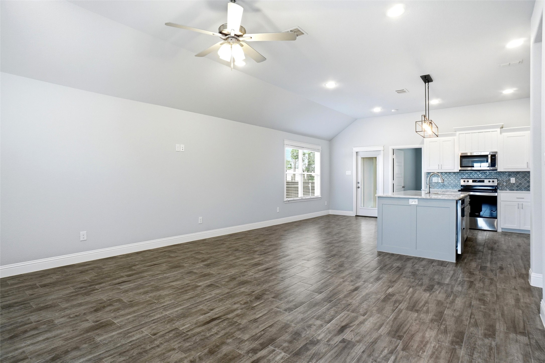 103 Clover Circle Weatherford TX 76086