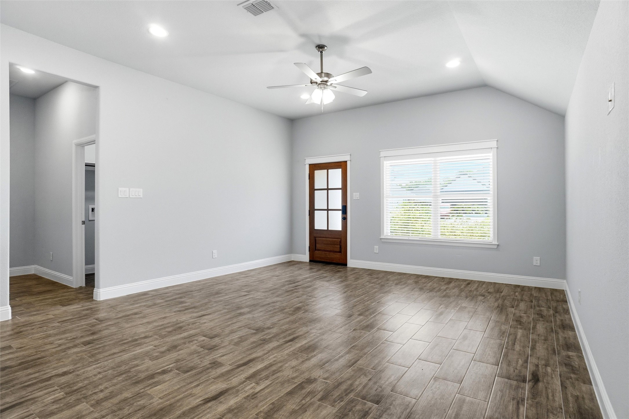 103 Clover Circle Weatherford TX 76086